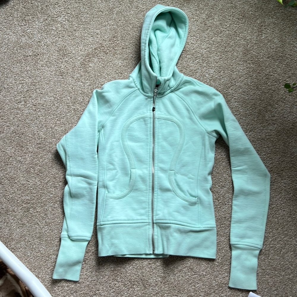 Women’s Mint Green Zip-Up Hoodie